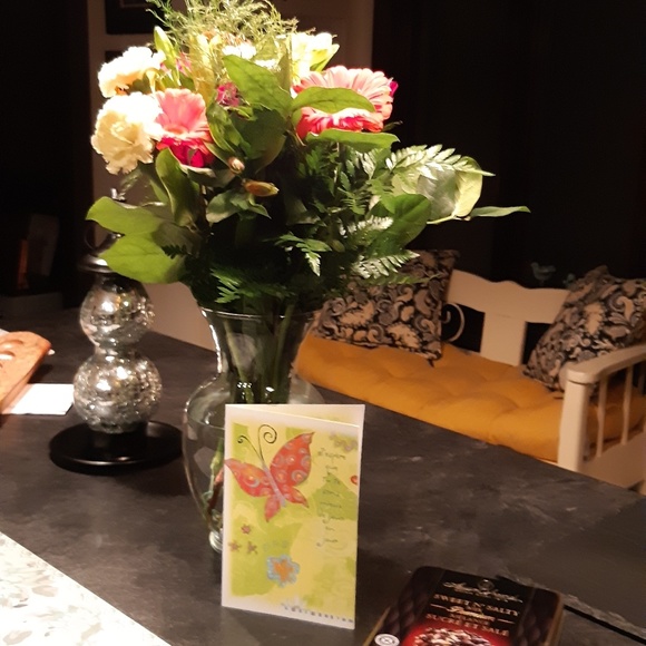 Meet your Posher, Sylvie - Picture 1 of 1